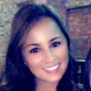 Meet your Posher, Chloe